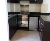 Dark wood/Granite worktop kitchen in Makadi