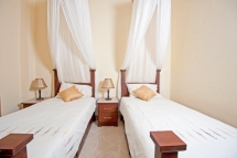Sungate 2 bed - Honey Colour